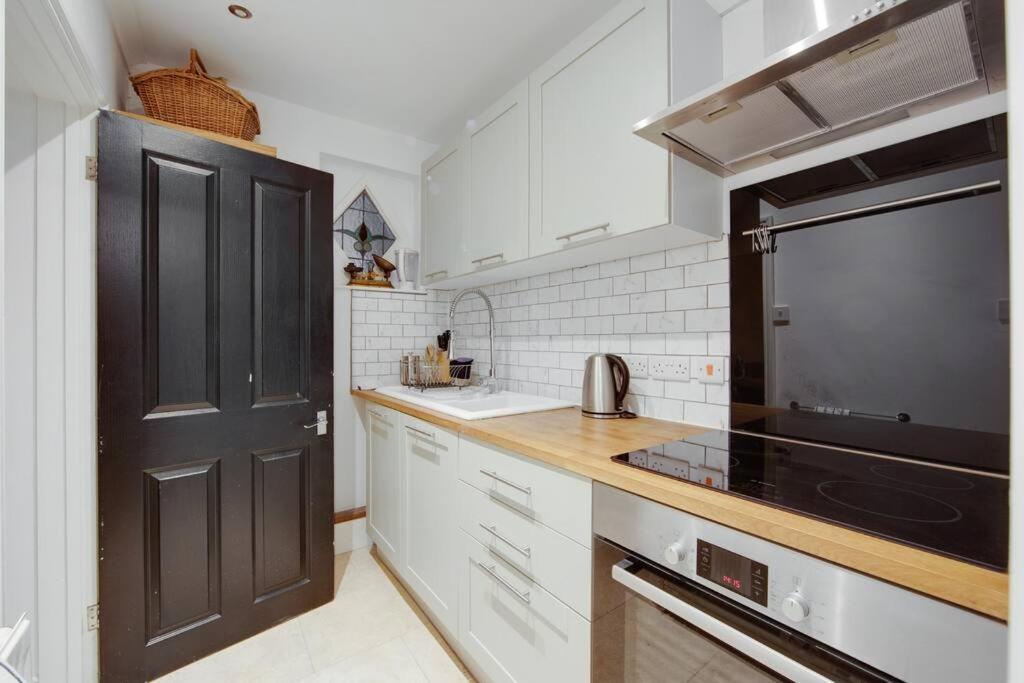 Princes Villa - Large Fully Self Contained Flat, 5 Minutes From The Sea Hastings Exteriér fotografie